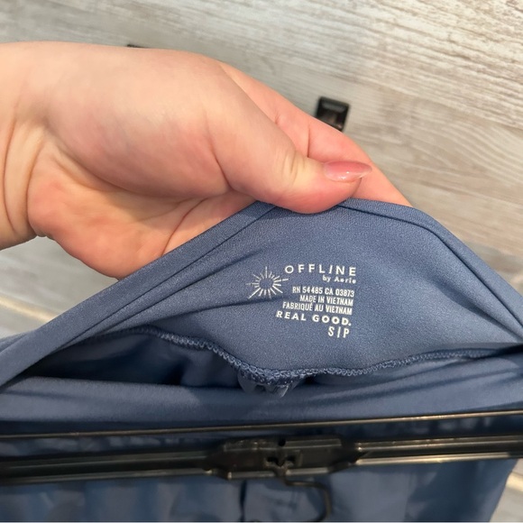 Offline by Aerie athletic skirt with built-in shorts, size small - Picture 4 of 4